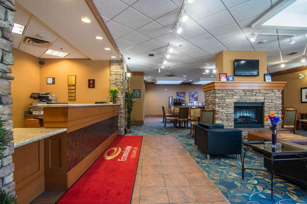 Econo Lodge Inn & Suites University Calgary Interior foto